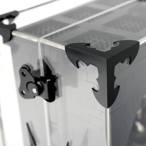 Suitcase for LEGO 76252 Batcave Shadow Box - Image 7