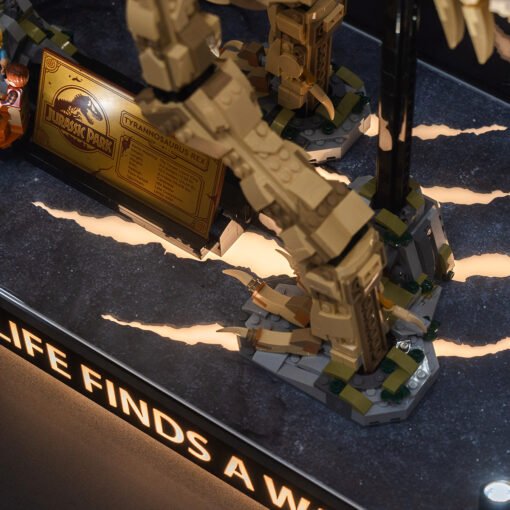 LED Display Case for LEGO 76968 Dinosaur Fossils: T. rex - Image 13