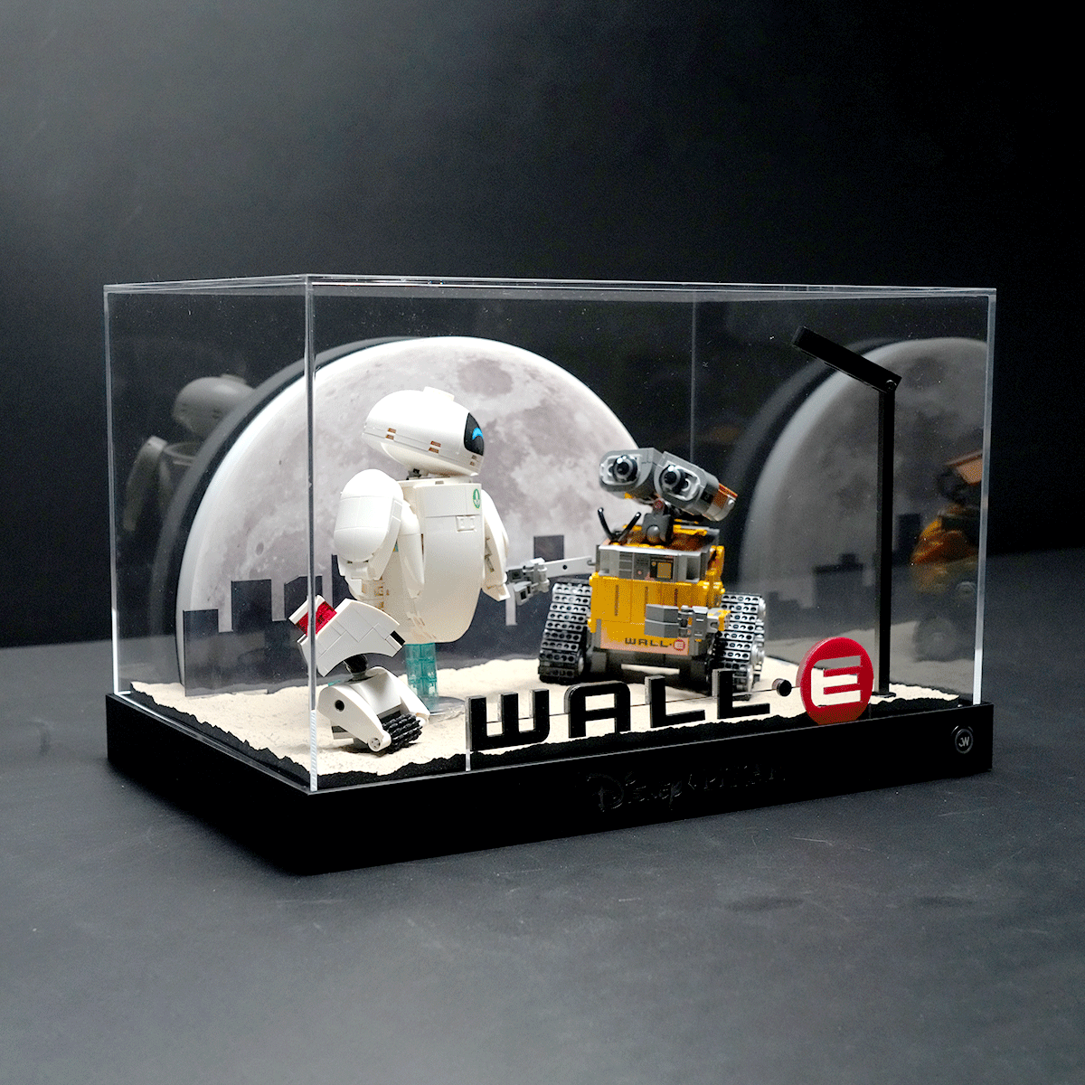 43279Wall-E