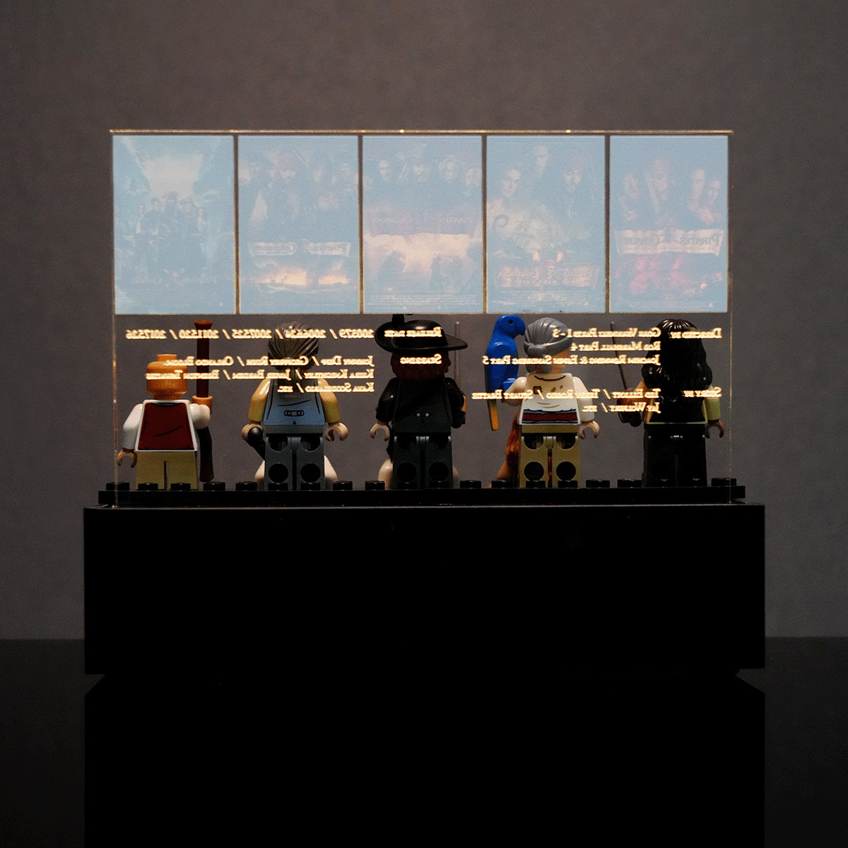 10365 minifigure stand